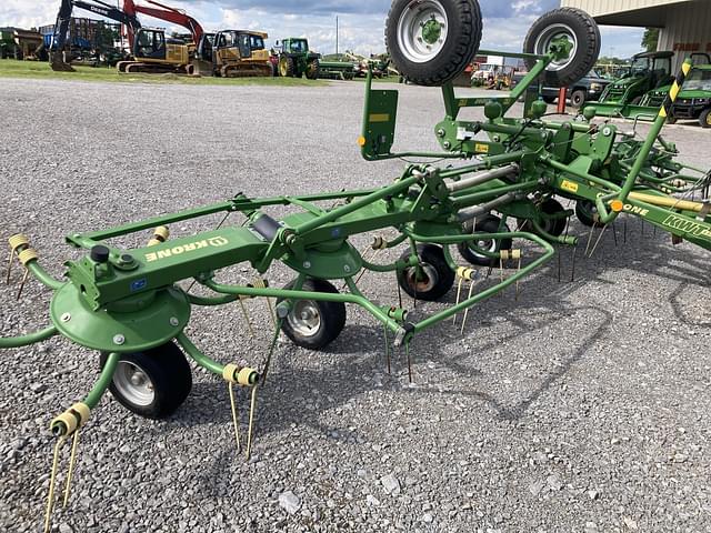 Image of Krone KWT8.82/8DB equipment image 4