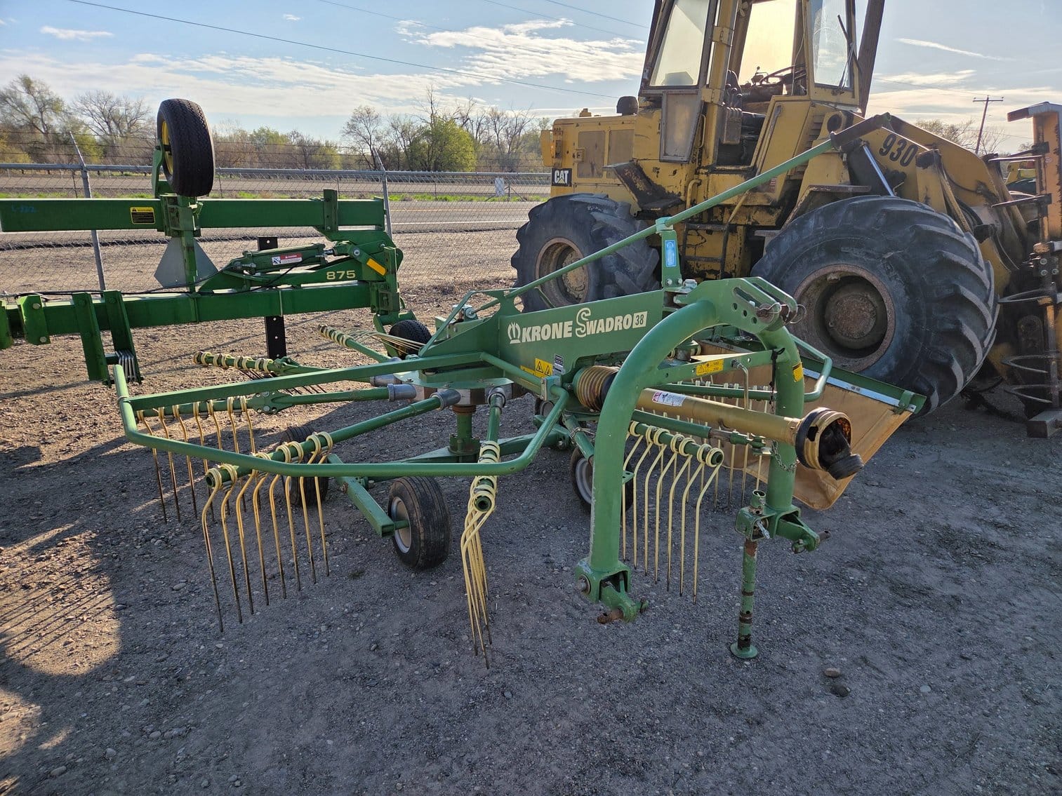 Krone Swadro 38 Equipment Image0
