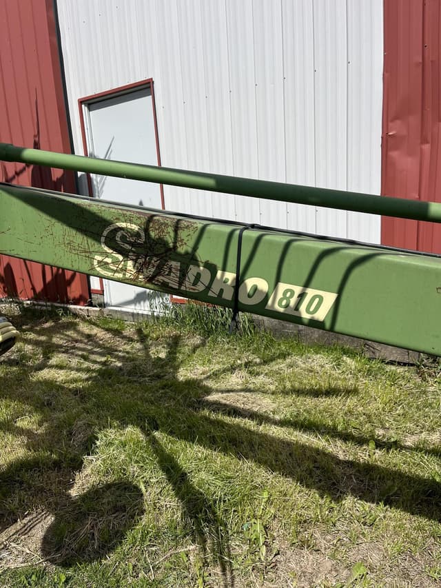 Image of Krone Swadro 810 equipment image 2