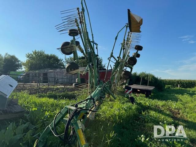 Image of Krone Swadro 810 equipment image 3