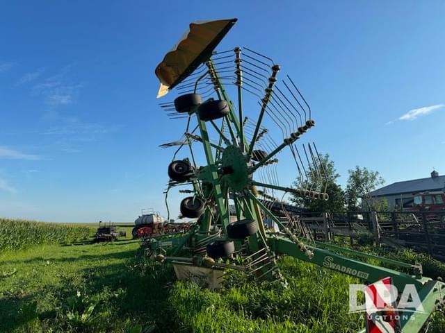Image of Krone Swadro 810 equipment image 4