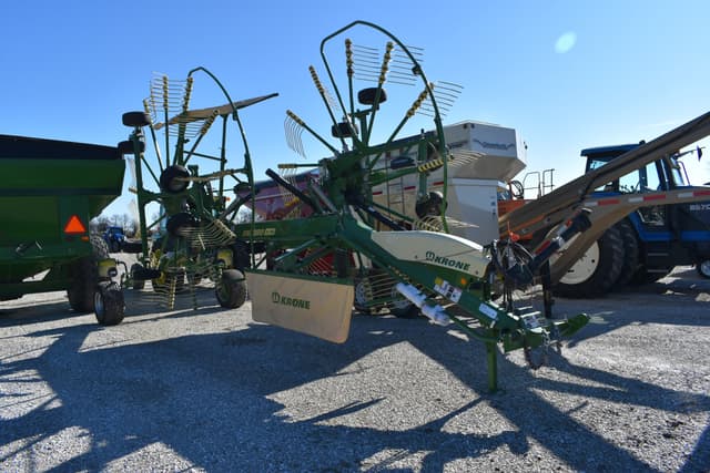 Image of Krone Swadro TS740 equipment image 3