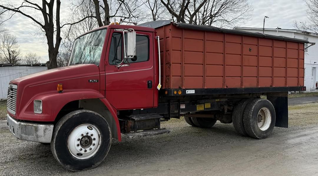 Image of Freightliner FL60 Primary image