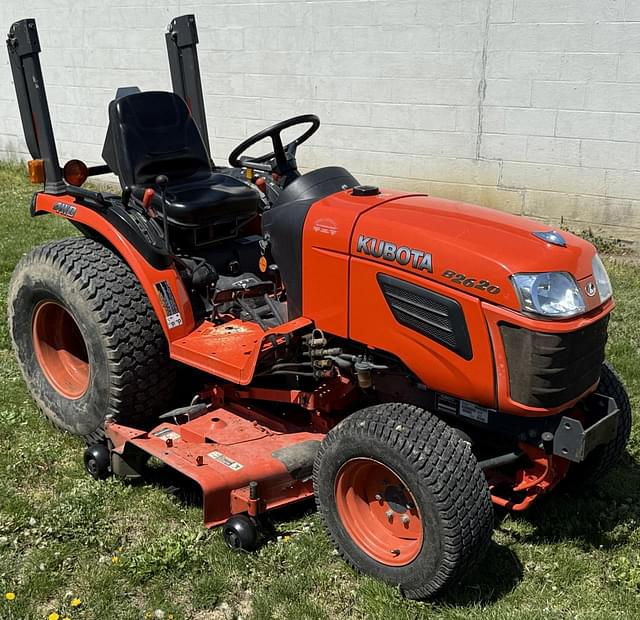Image of Kubota B2620 equipment image 2