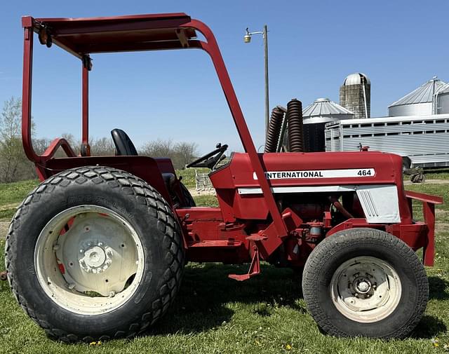 Image of International Harvester 464 equipment image 3