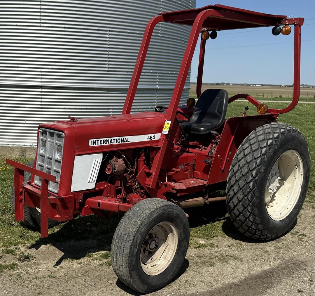 Image of International Harvester 464 Primary image