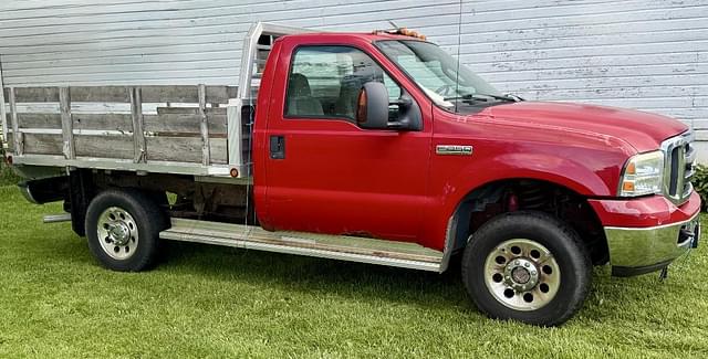 Image of Ford F-250 equipment image 1