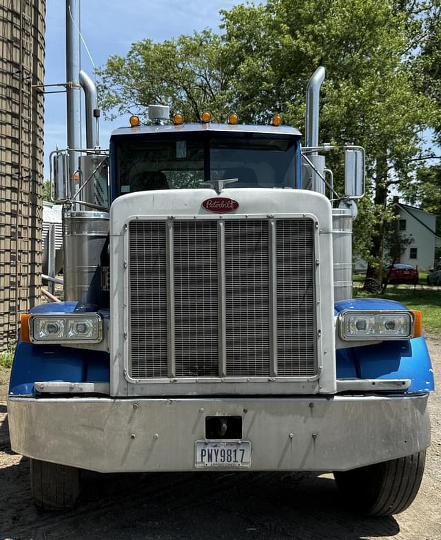 Image of Peterbilt 379 equipment image 4