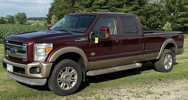 Image of Ford F-350 equipment image 1