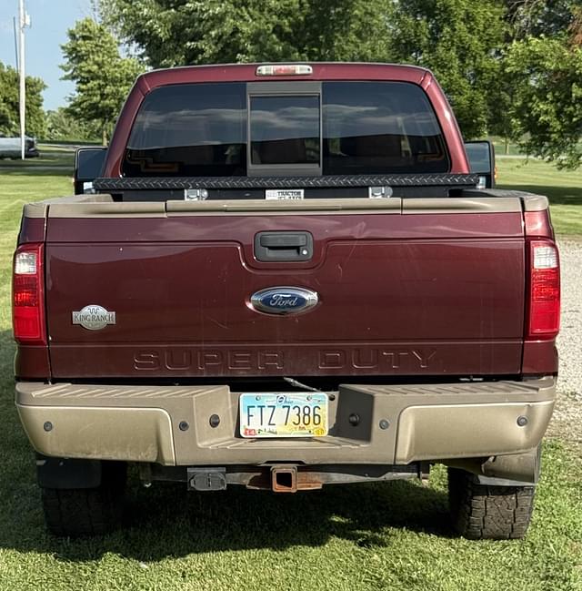 Image of Ford F-350 equipment image 4
