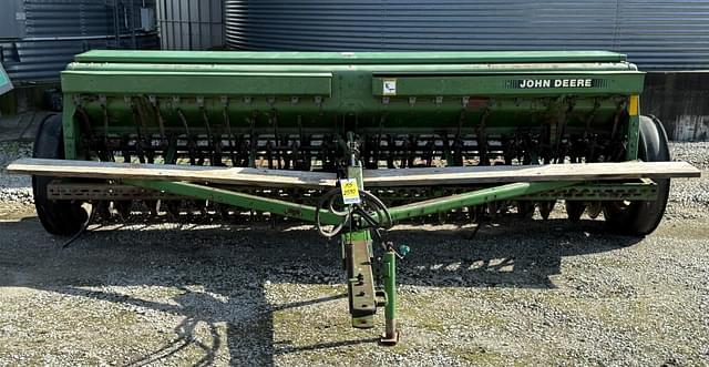 Image of John Deere 450 equipment image 2