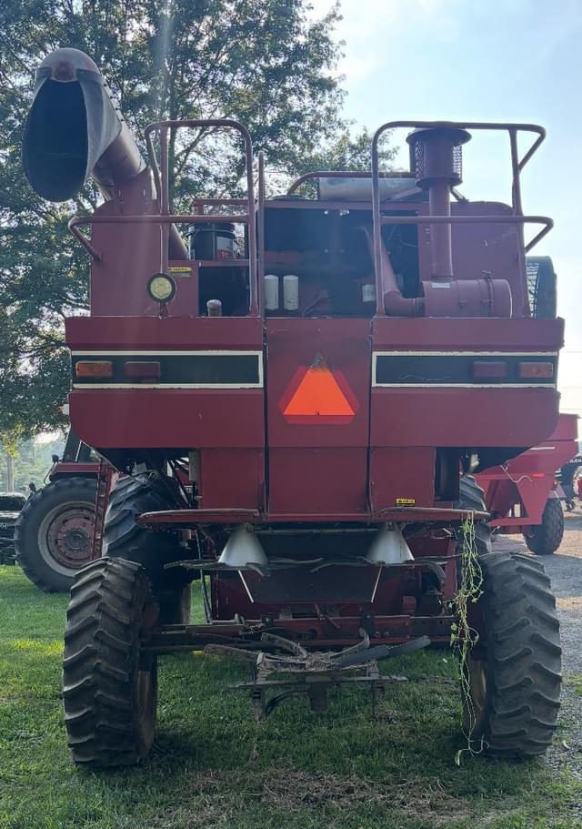 Image of International Harvester 1440 equipment image 2