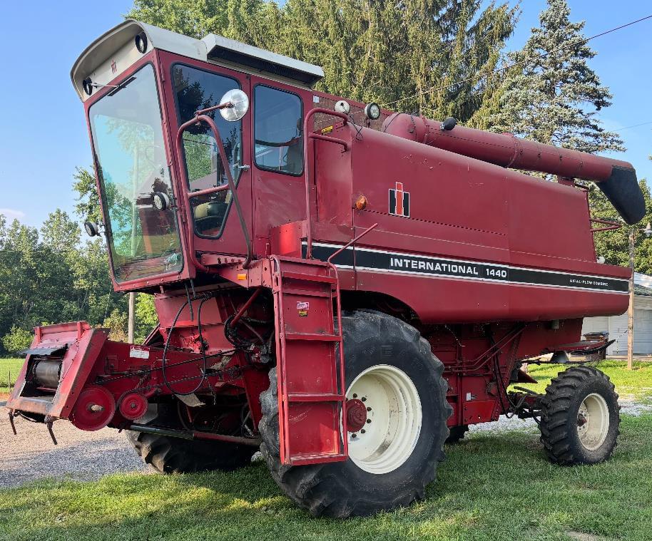 Image of International Harvester 1440 Primary image