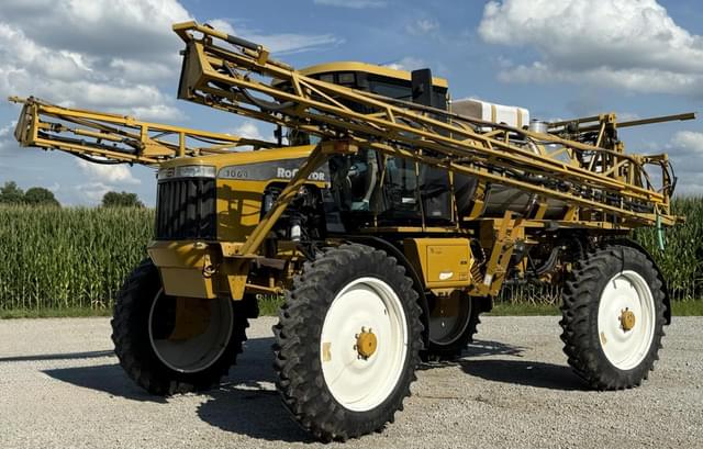 Image of Ag-Chem RoGator 1064 equipment image 4
