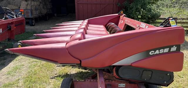 Image of Case IH 2206 equipment image 3