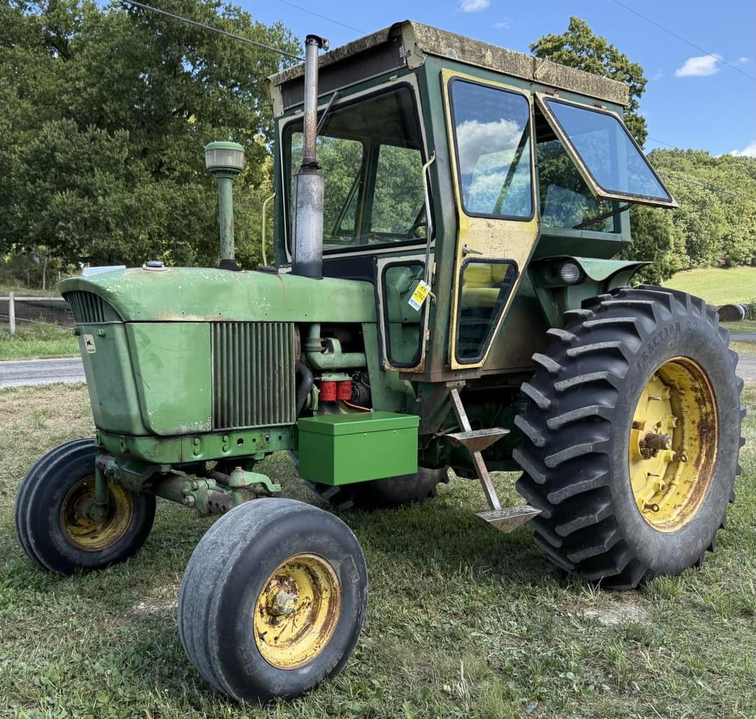 Image of John Deere 3020 Primary image