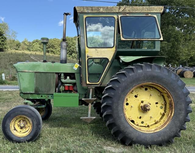 Image of John Deere 3020 equipment image 2