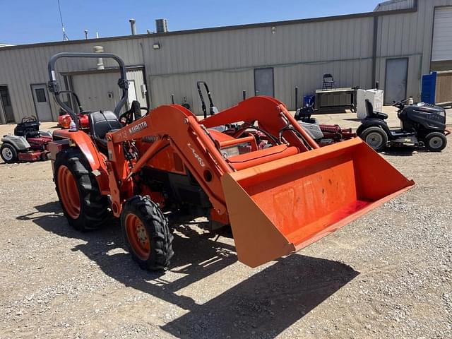 Image of Kubota L2800 equipment image 1