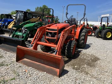 Main image Kubota L3240