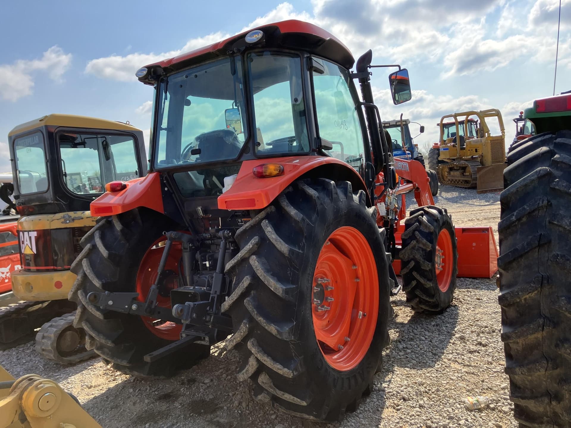 Kubota M5-111 Tractors 100 to 174 HP for Sale | Tractor Zoom