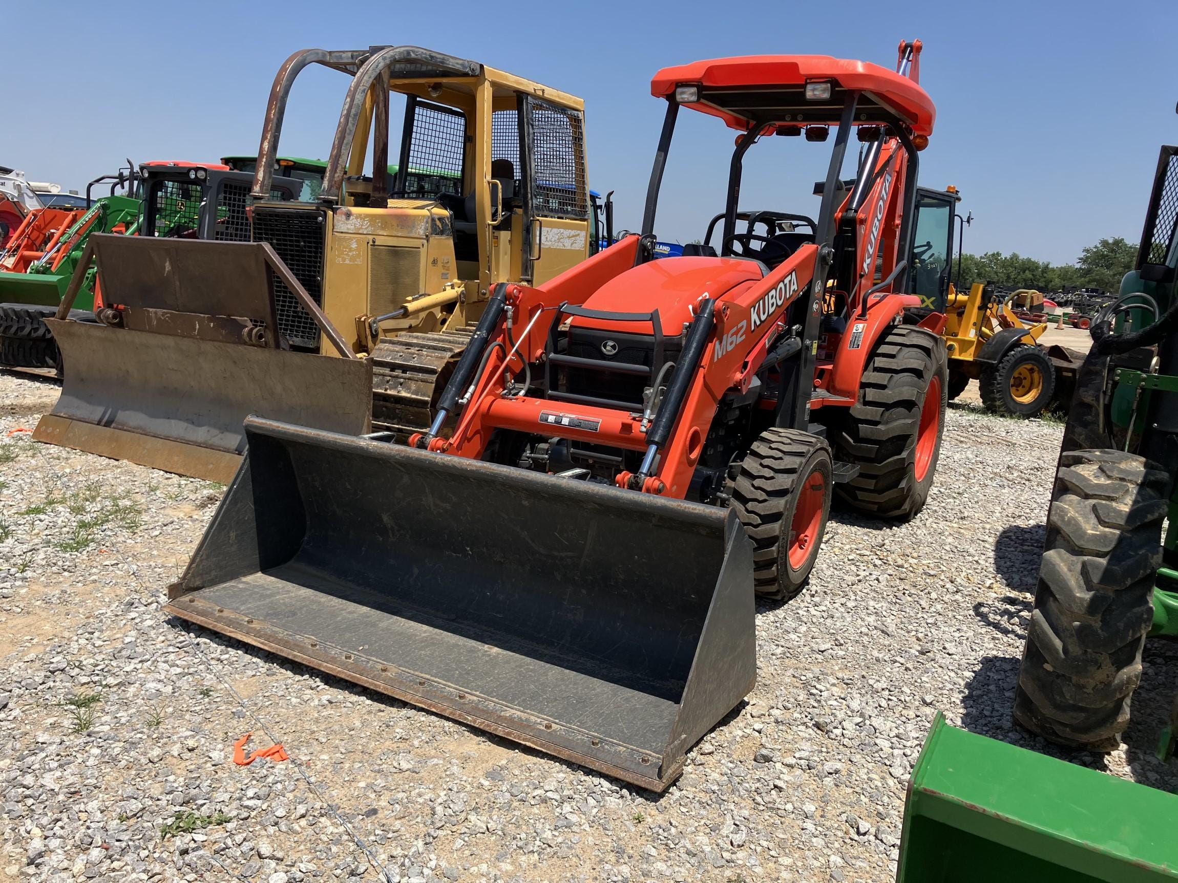 Main image Kubota M62