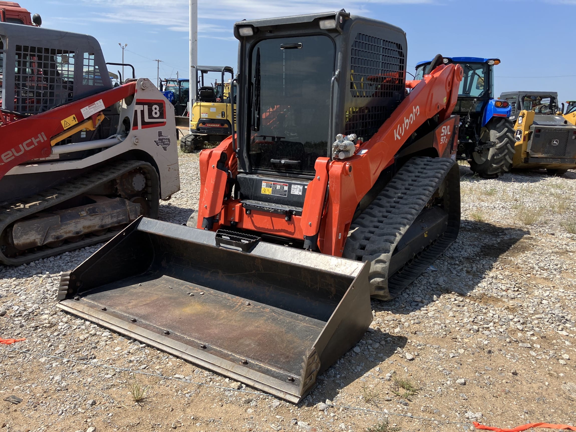 Main image Kubota SVL97-2