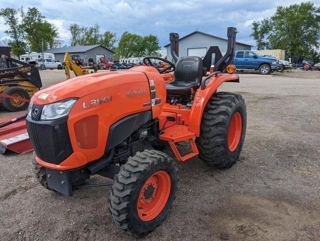 Main image Kubota L3901