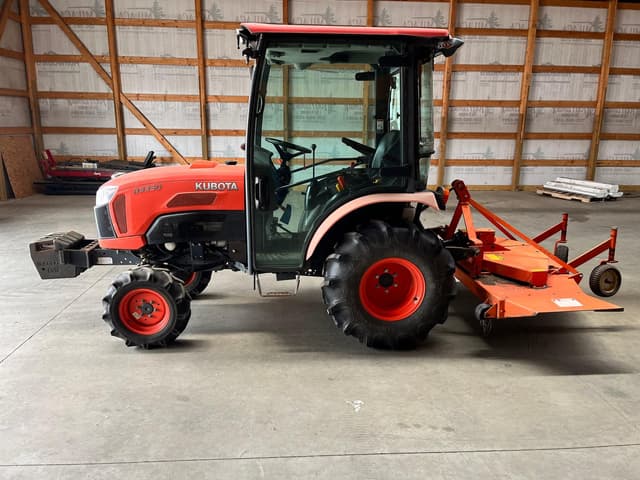 Image of Kubota B3350 equipment image 1