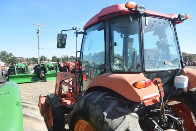 Image of Kubota M7040 equipment image 1