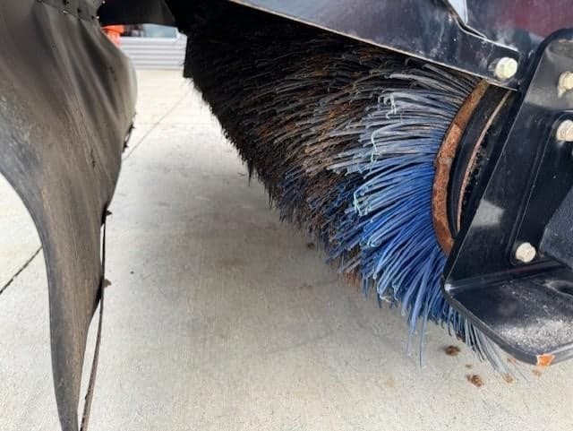 Image of Kubota AB72 Primary Image