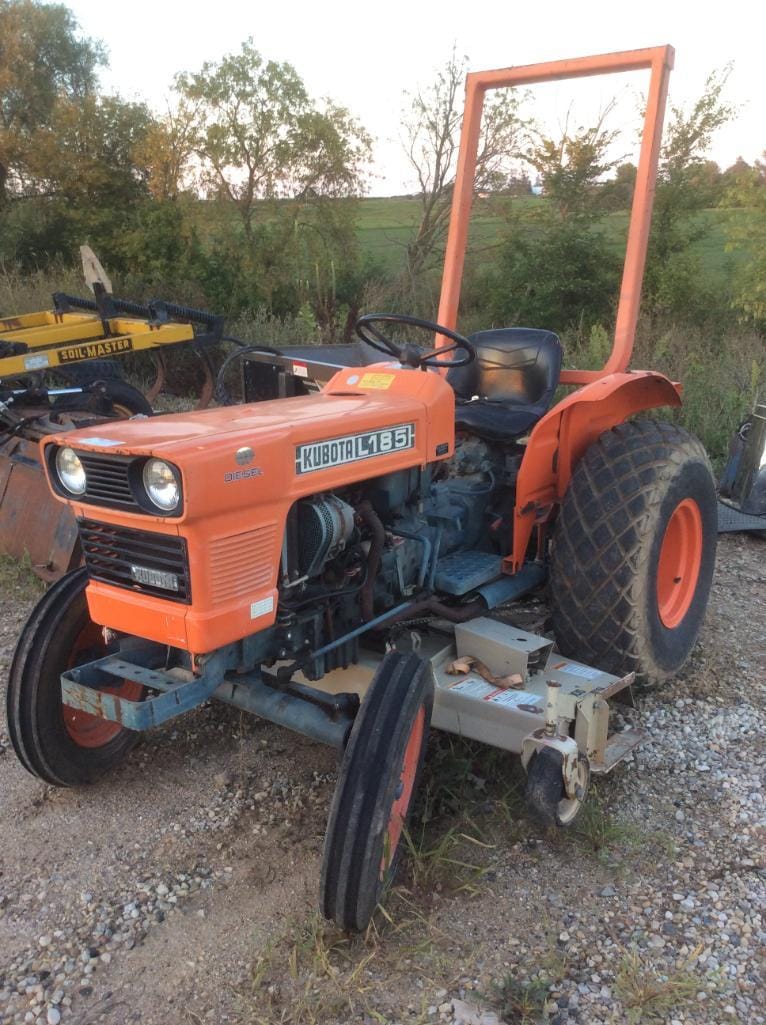 Main image Kubota L185