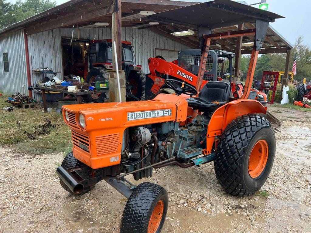Main image Kubota L185