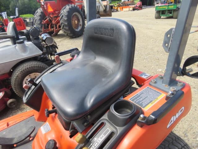 Image of Kubota BX2200 equipment image 4