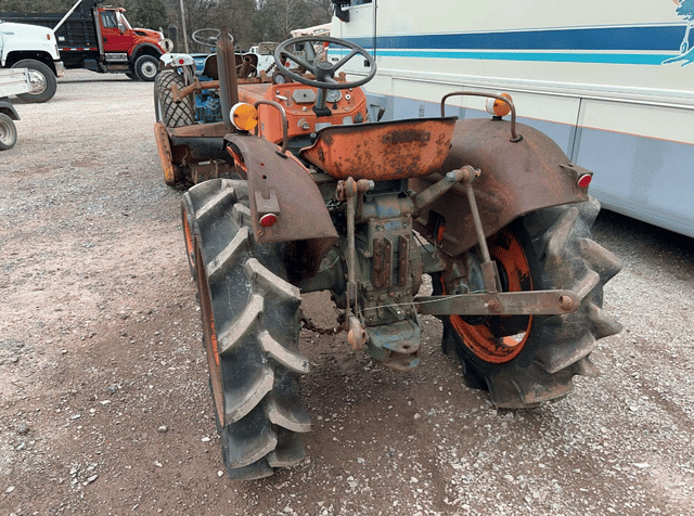 Image of Kubota L2201 equipment image 4