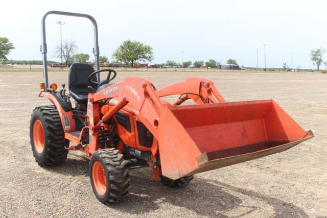 Image of Kubota B2920 equipment image 3