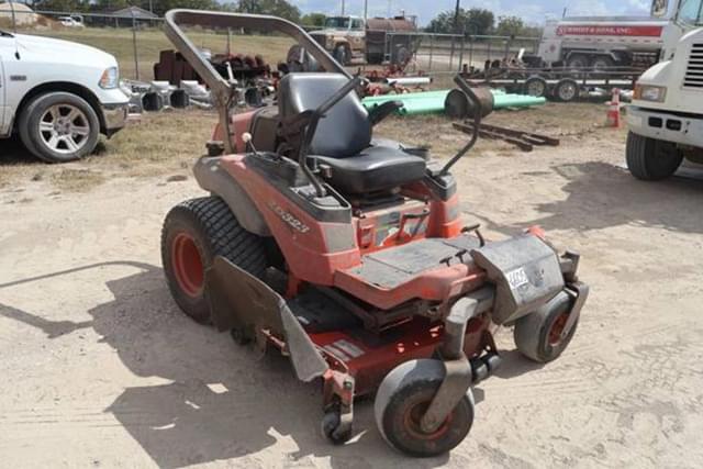 Image of Kubota ZD323 equipment image 1