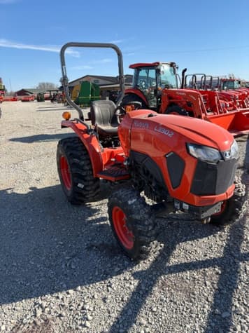 Main image Kubota L3302HST