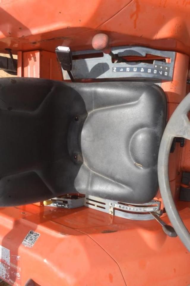 Image of Kubota L3710 equipment image 4