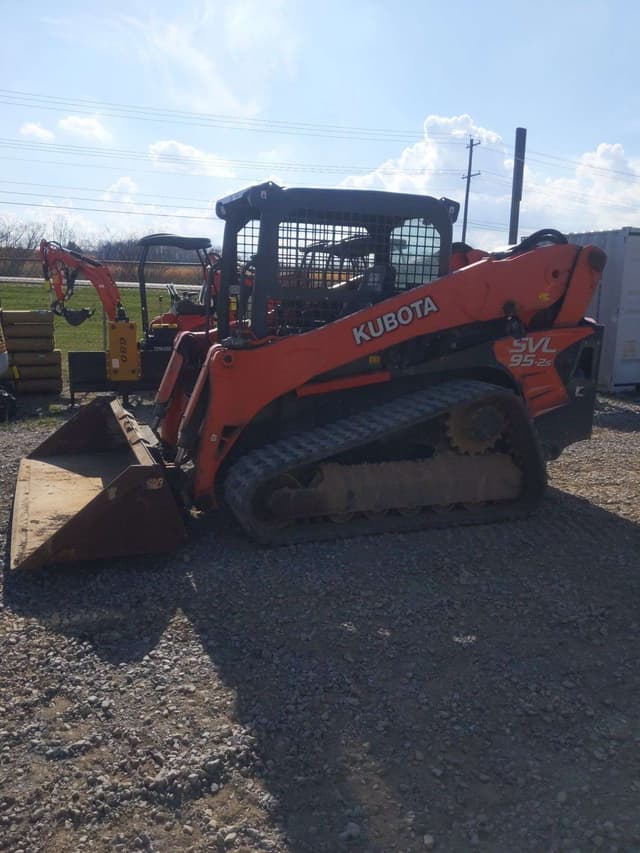Image of Kubota SVL95-2S equipment image 3