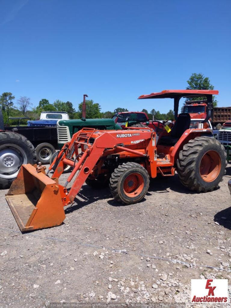 Main image Kubota L4200