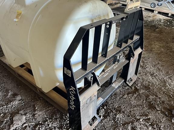 Image of Kubota Pallet Forks Image 0