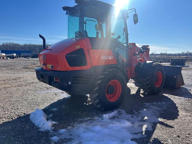 Image of Kubota R630 equipment image 3