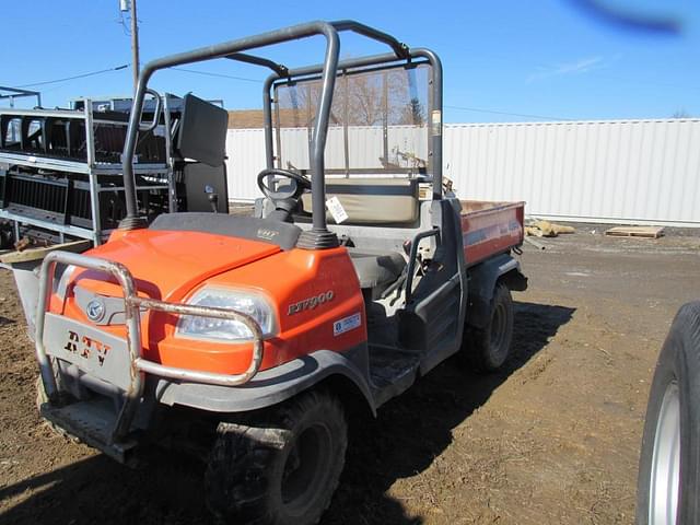 Image of Kubota RTV900 equipment image 3