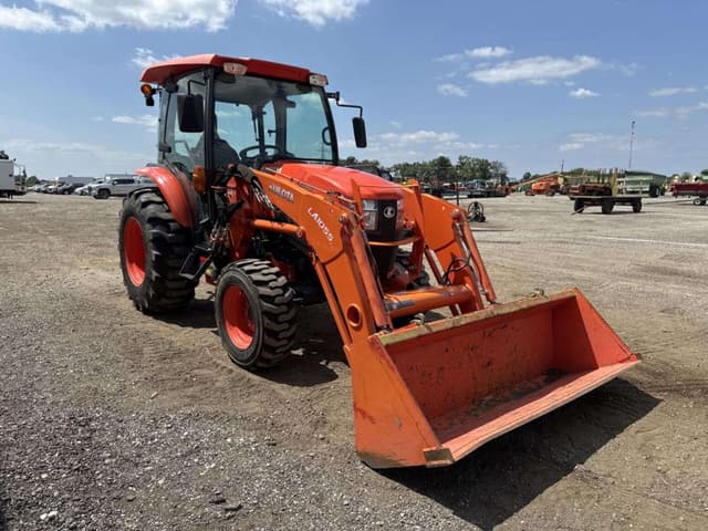 Image of Kubota L5460HST equipment image 3