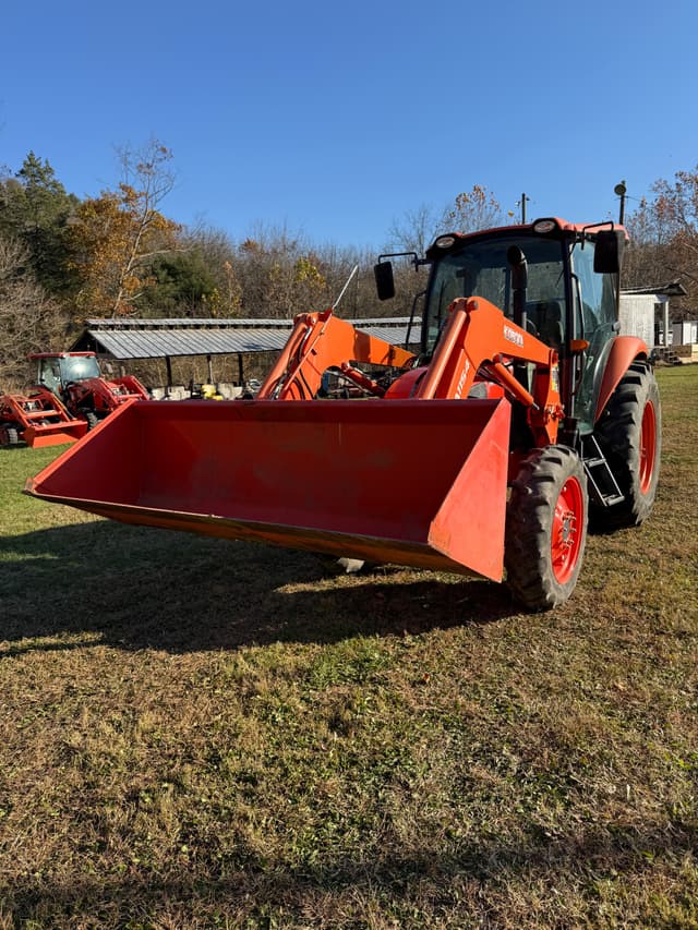 Image of Kubota M7060 equipment image 1
