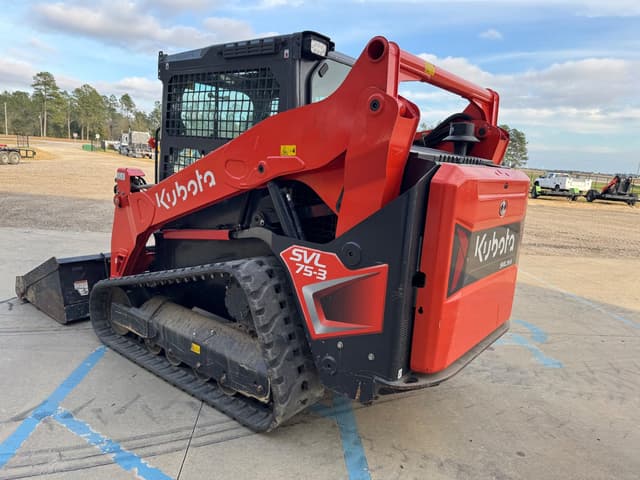 Image of Kubota SVL75-3 equipment image 3