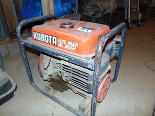 Kubota AV3800 Equipment Image0