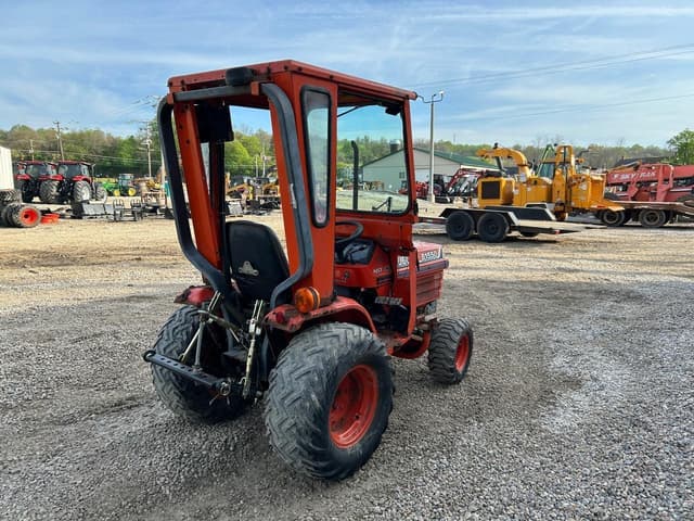 Image of Kubota B1550 equipment image 3