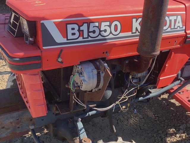 Image of Kubota B1550 equipment image 2