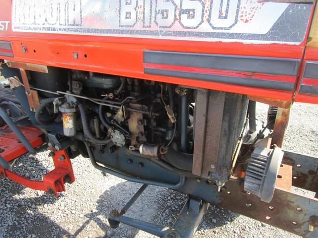 Image of Kubota B1550 equipment image 2